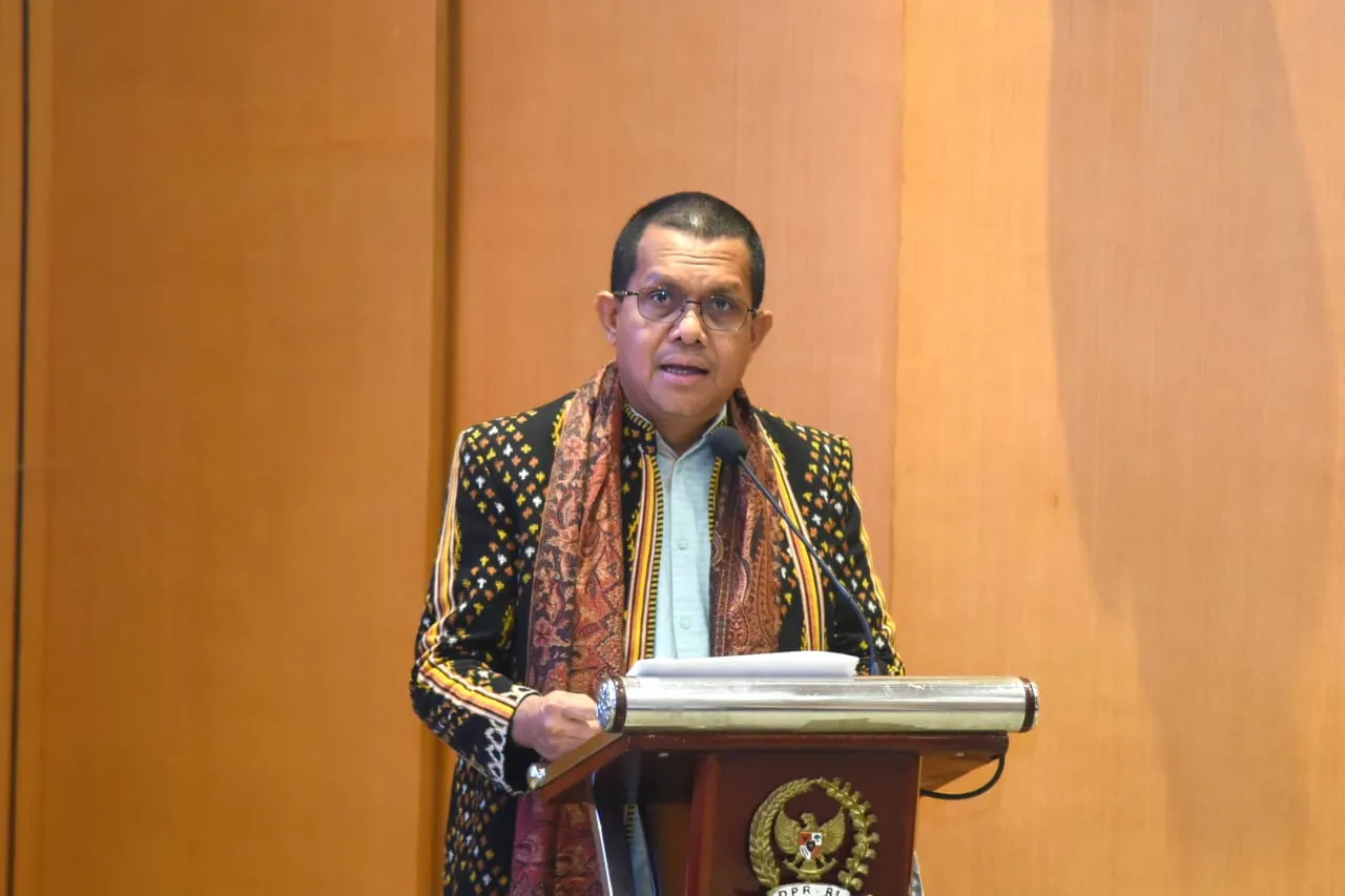 Pendidikan di NTT: Langkah Besar Menuju Sekolah Menengah Terjangkau dan Transparan