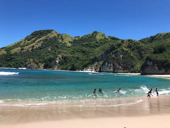 Pantai Koka Sikka Pertahankan Predikat Hidden Gem Flores: Fokus Pengelolaan Sampah dan Penguatan Infrastruktur Akses