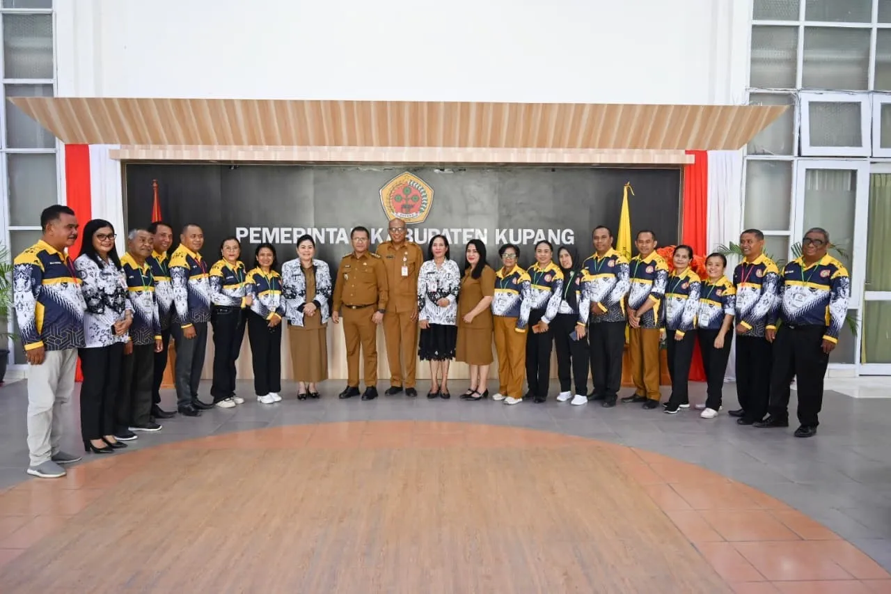 Dilema Kualitas Guru di NTT: Kabupaten Kupang Dorong Program 'Guru Penggerak Lokal' untuk Atasi Kesenjangan Mutu