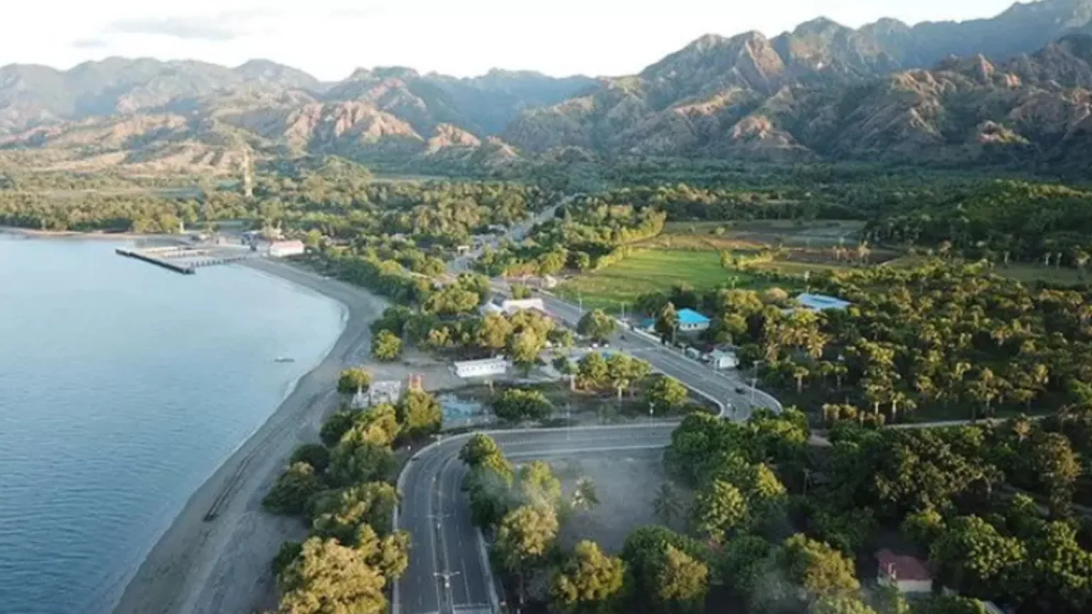 Menjelajahi Pesona Pantai Wini: Permata di Beranda Utara Timor Tengah Utara