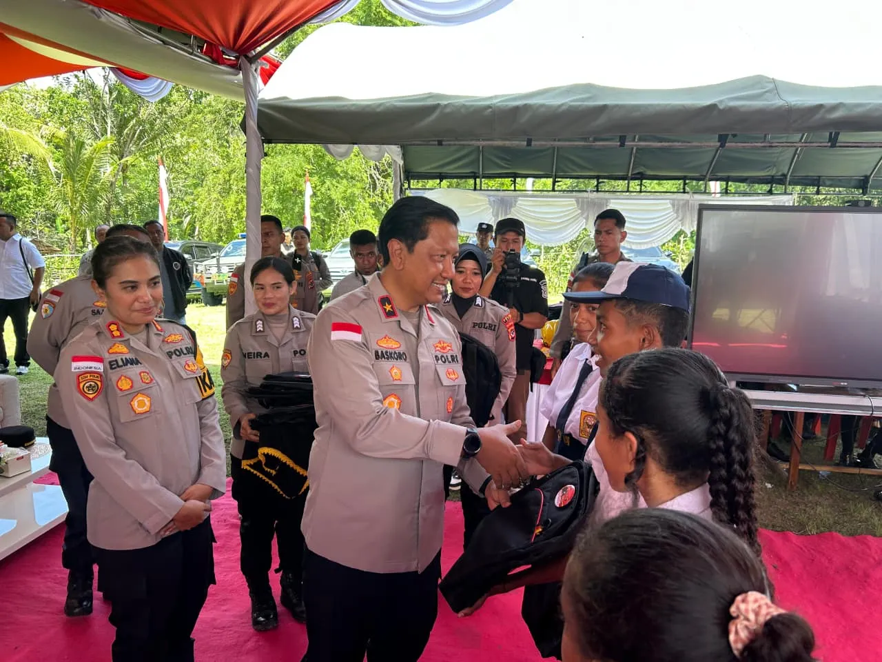 Dukung Program Makan Bergizi Gratis, Wakapolda NTT Pimpin Groundbreaking SPPG 3T di Timor Tengah Utara