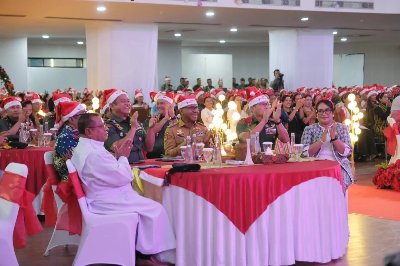 Wagub NTT Hadiri Perayaan Natal Bersama TNI AD di Kupang